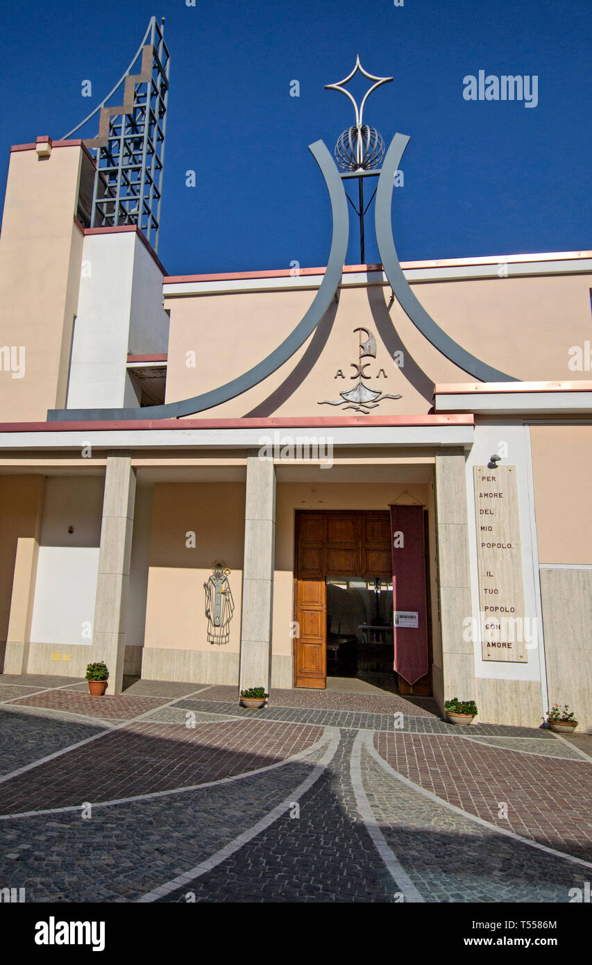 Kirche von San Nicola di Bari, hier getötet Don Giuseppe Diana am März 19, 1994 von der Camorra war. Stockfoto