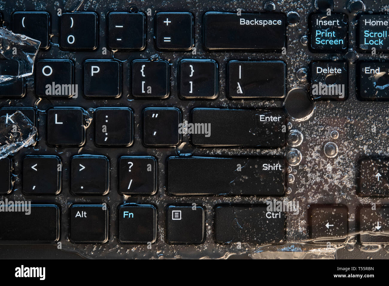 Eis auf der Tastatur des Computers Stockfotografie - Alamy