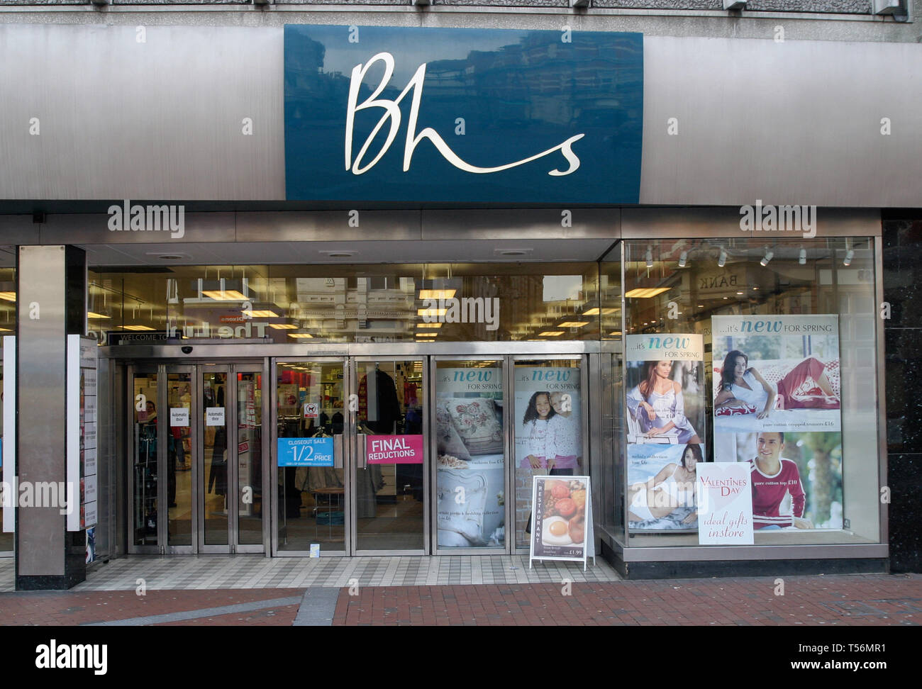 BHS, Lesen, Feb. 2004 Stockfoto