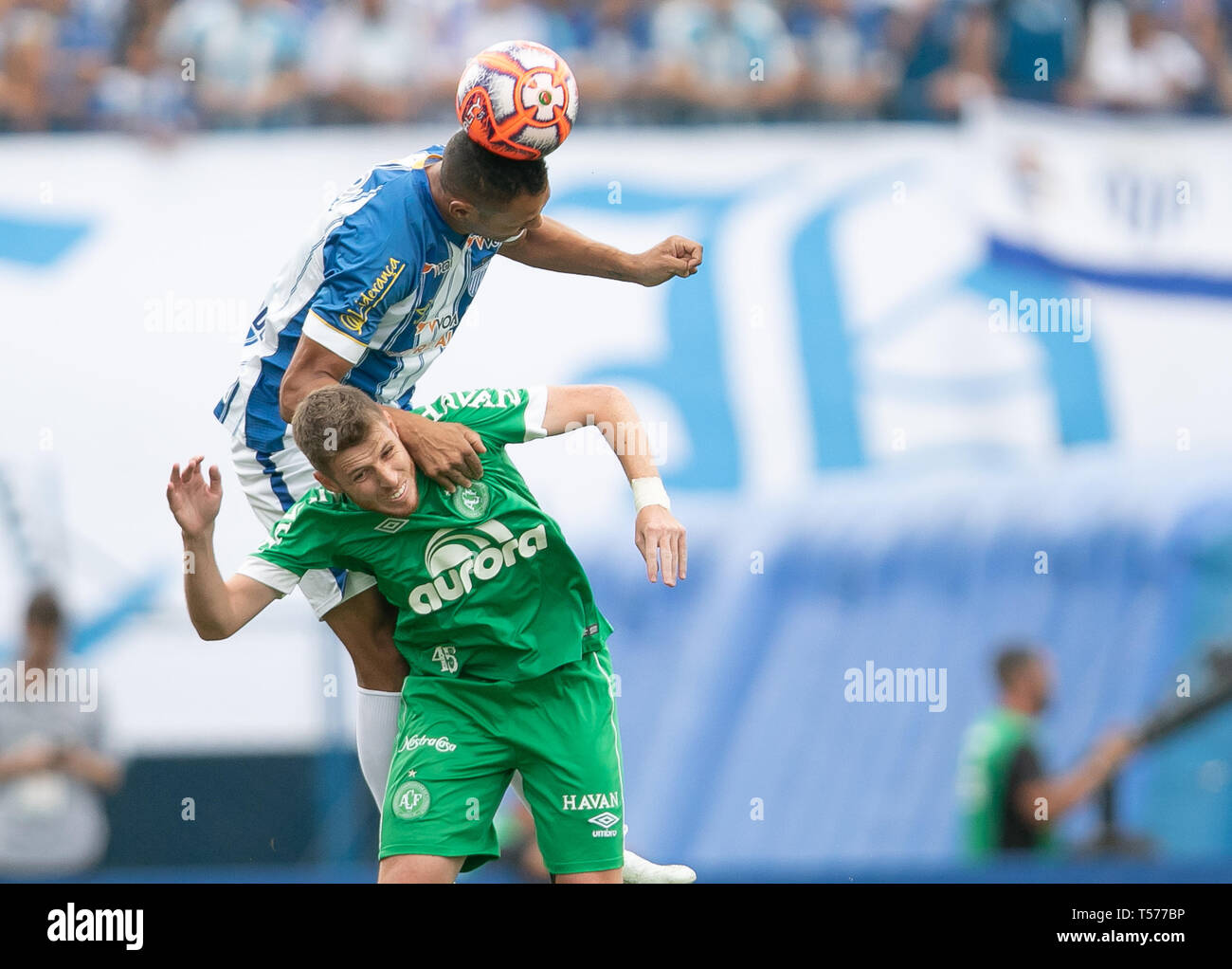 Florianopolis, Brasilien. 21 Apr, 2019. SC - Florianopolis - 04/21/2019 - Catarinense 2019, Ava X Chapecoense-Chapecoense Aylon, ein Spieler während eines Spiels am Aderbal Ramos da Silva Stadium für die Campeonato Catarinense S rie eine 2019. Foto: Matheus Sebenello/AGIF AGIF/Alamy Credit: Live-Nachrichten Stockfoto