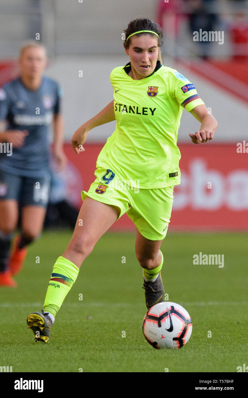 21. April 2019, Bayern, München: Fußball, Frauen: Champions League, FC Bayern München - FC Barcelona, K.o.-Runde, Halbfinale, Hinspiel auf der FC Bayern Campus. Mariona Caldentey Oliver von Barcelona spielt den Ball. Foto: Matthias Balk/dpa Stockfoto