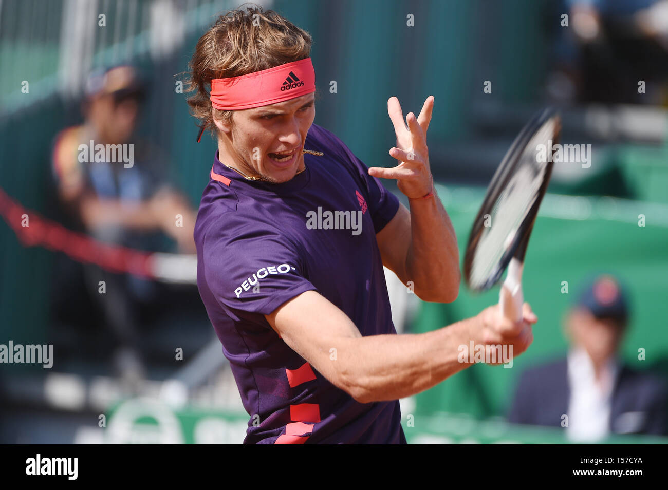 Alexander Zverev (GER), 18. April 2019 - Tennis: 3. Runde der Männer Singles Match in Monte Carlo Masters in Monte Carlo Country Club in Roquebrune-Cap-Martin, Frankreich. (Foto von itaru Chiba/LBA) Stockfoto