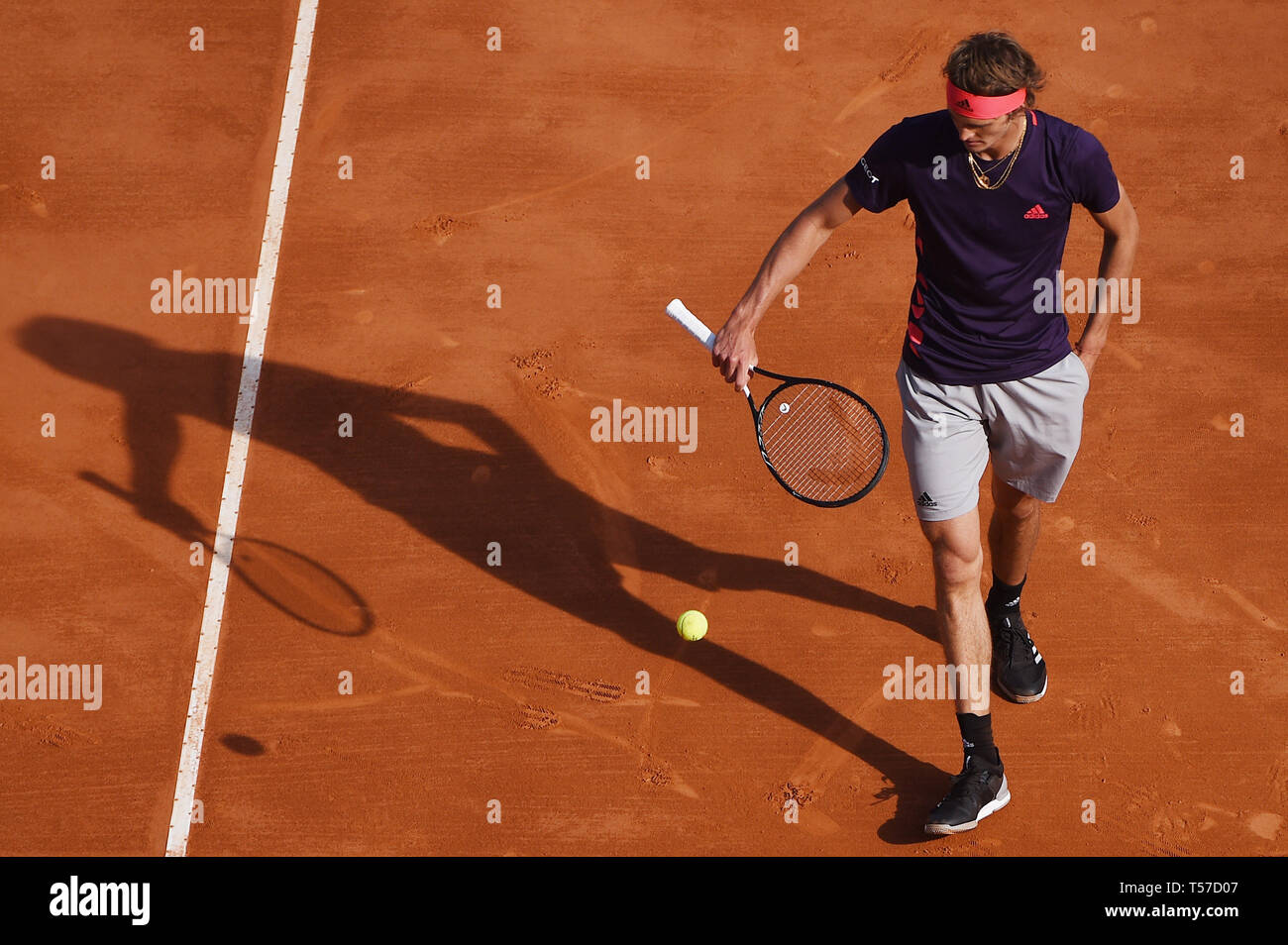 Alexander Zverev (GER), 18. April 2019 - Tennis: 3. Runde der Männer Singles Match in Monte Carlo Masters in Monte Carlo Country Club in Roquebrune-Cap-Martin, Frankreich. (Foto von itaru Chiba/LBA) Stockfoto