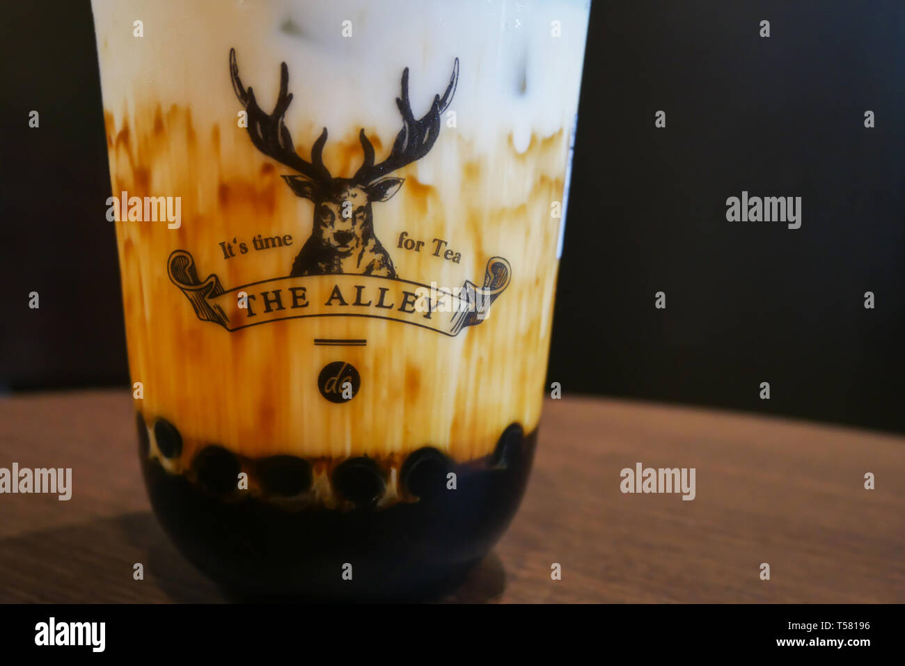 The Alley Bubble Tea Stockfotos Und Bilder Kaufen Alamy