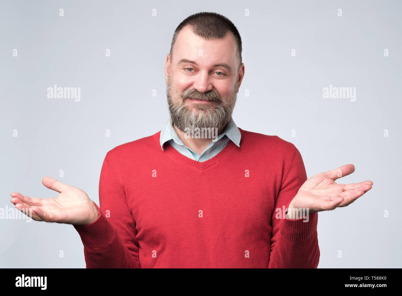 Mann, ich habe keine Idee, Geste, zuckte mit den Schultern und Händen Stockfoto