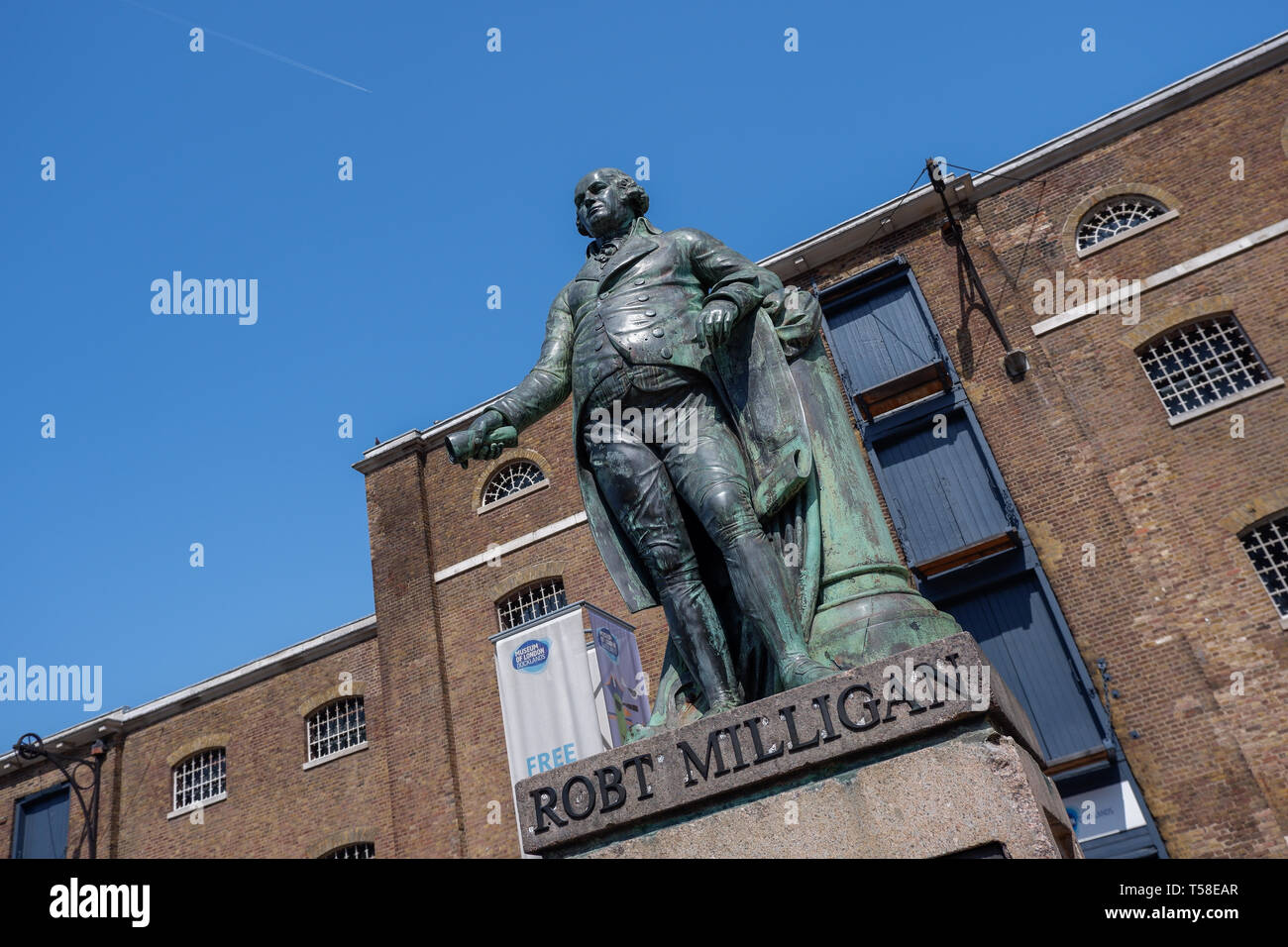 Statue des Sklavenhändlers Robert Milligan, Museum of London, West India Kai Docks an Canary Wharf Isle of Dogs London Stockfoto