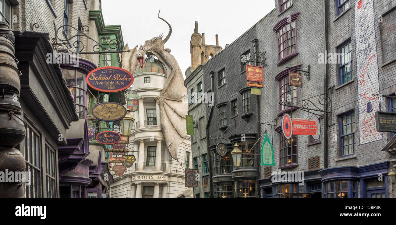 Die Winkelgasse Im Harry Potter Land Universal Studios Theme Park In Orlando Florida Stockfotografie Alamy