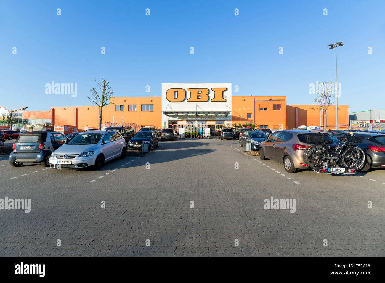 Obi Markt In Elmshorn Obi Ist Der Grosste Diy Handler In Europa Und Der Drittgrosste Der Welt Stockfotografie Alamy