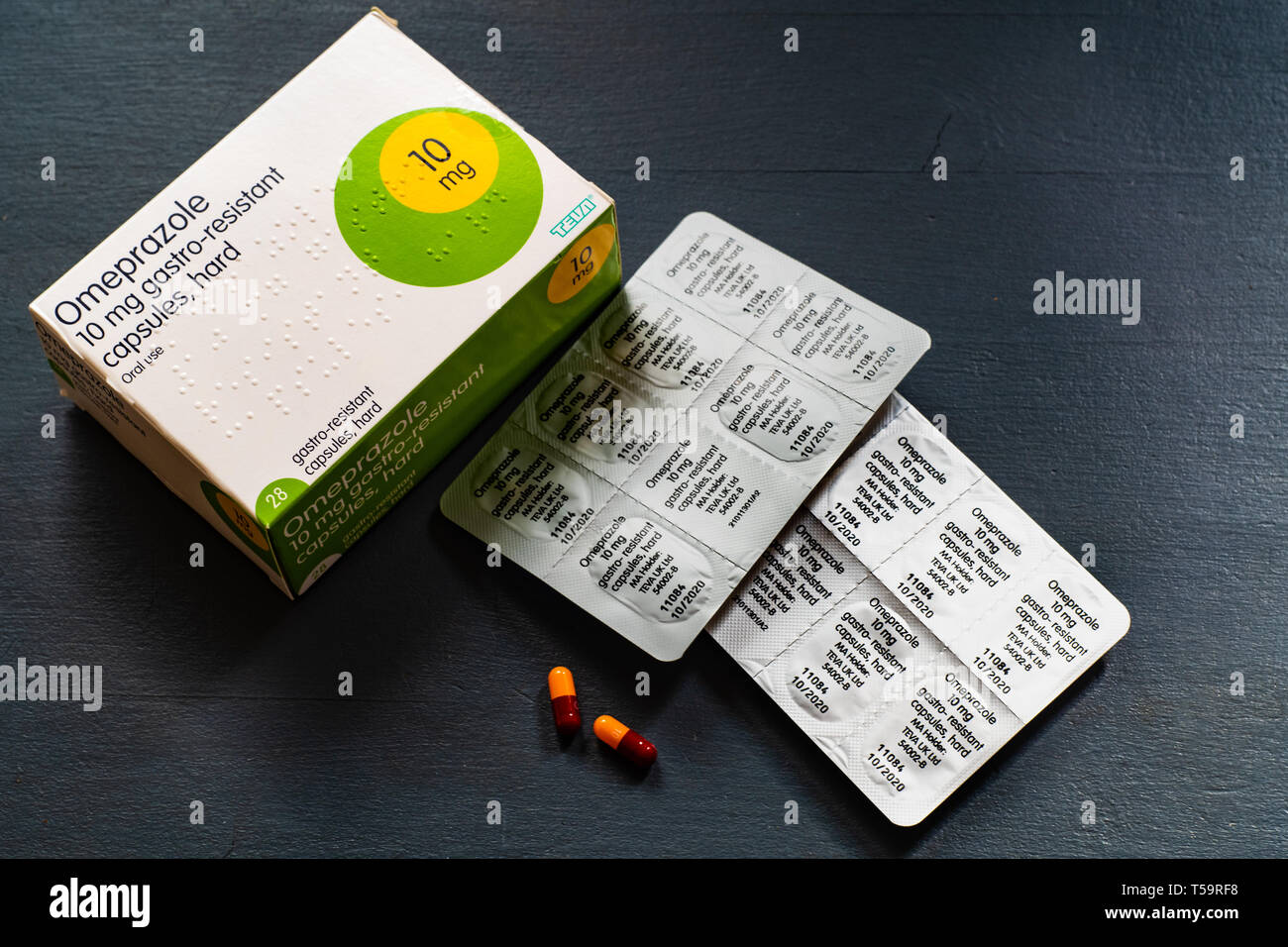 Omeprazol 10 mg magensaftresistente Hartkapseln, Medizin, Blisterpackung Stockfoto