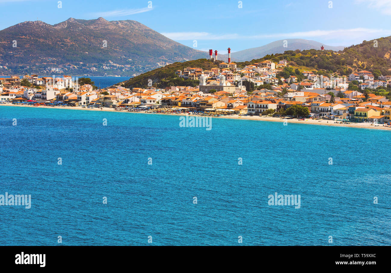 Ein Blick auf den wunderschönen Dorf Kokkari auf der Insel Samos in Griechenland Stockfoto