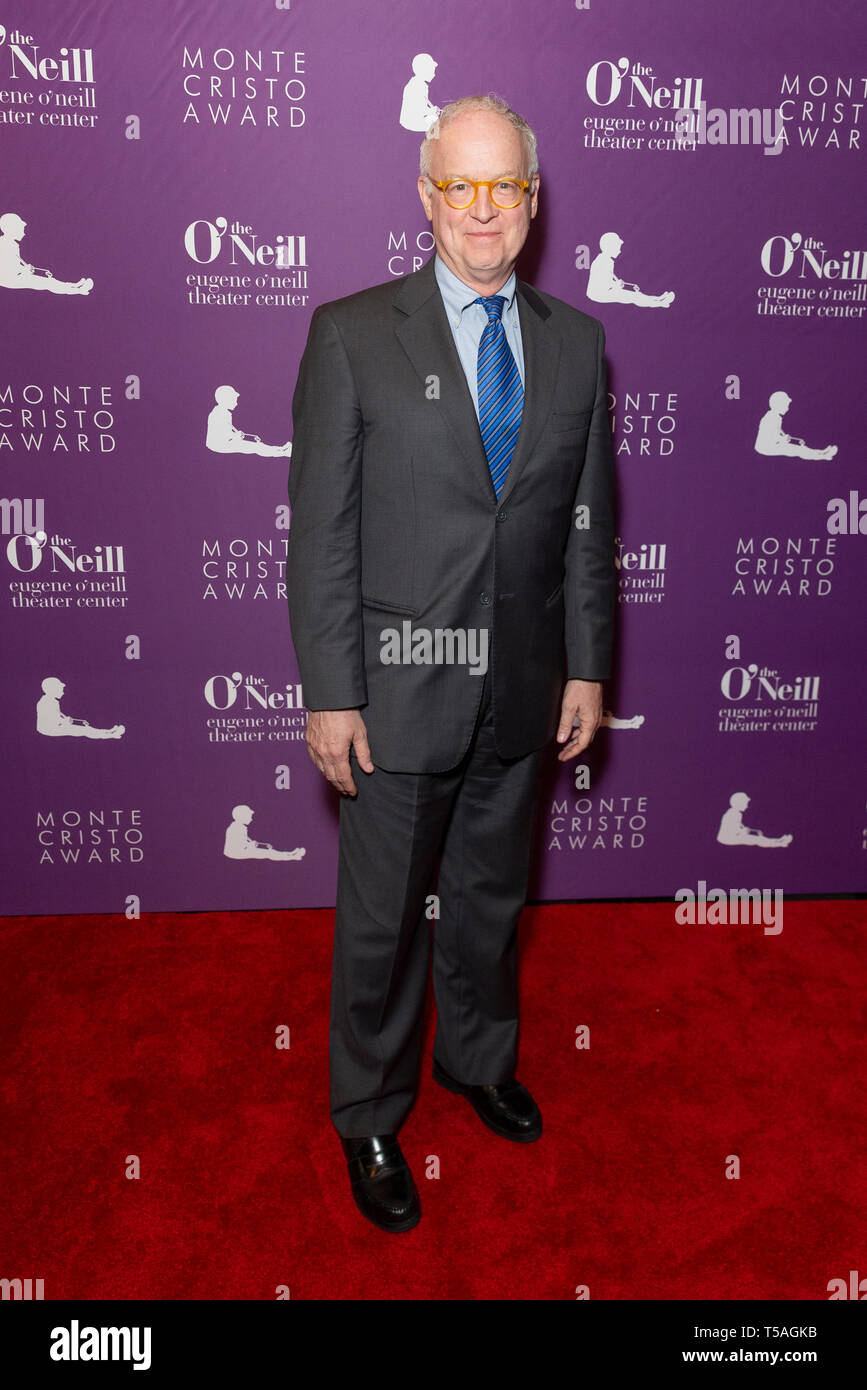 New York, NY - 22. April 2019: Reed Birney nimmt Eugene O'Neill Theater Center Honors John Logan mit 19. jährlichen Monte Cristo Award bei Edison Ballsaal Stockfoto