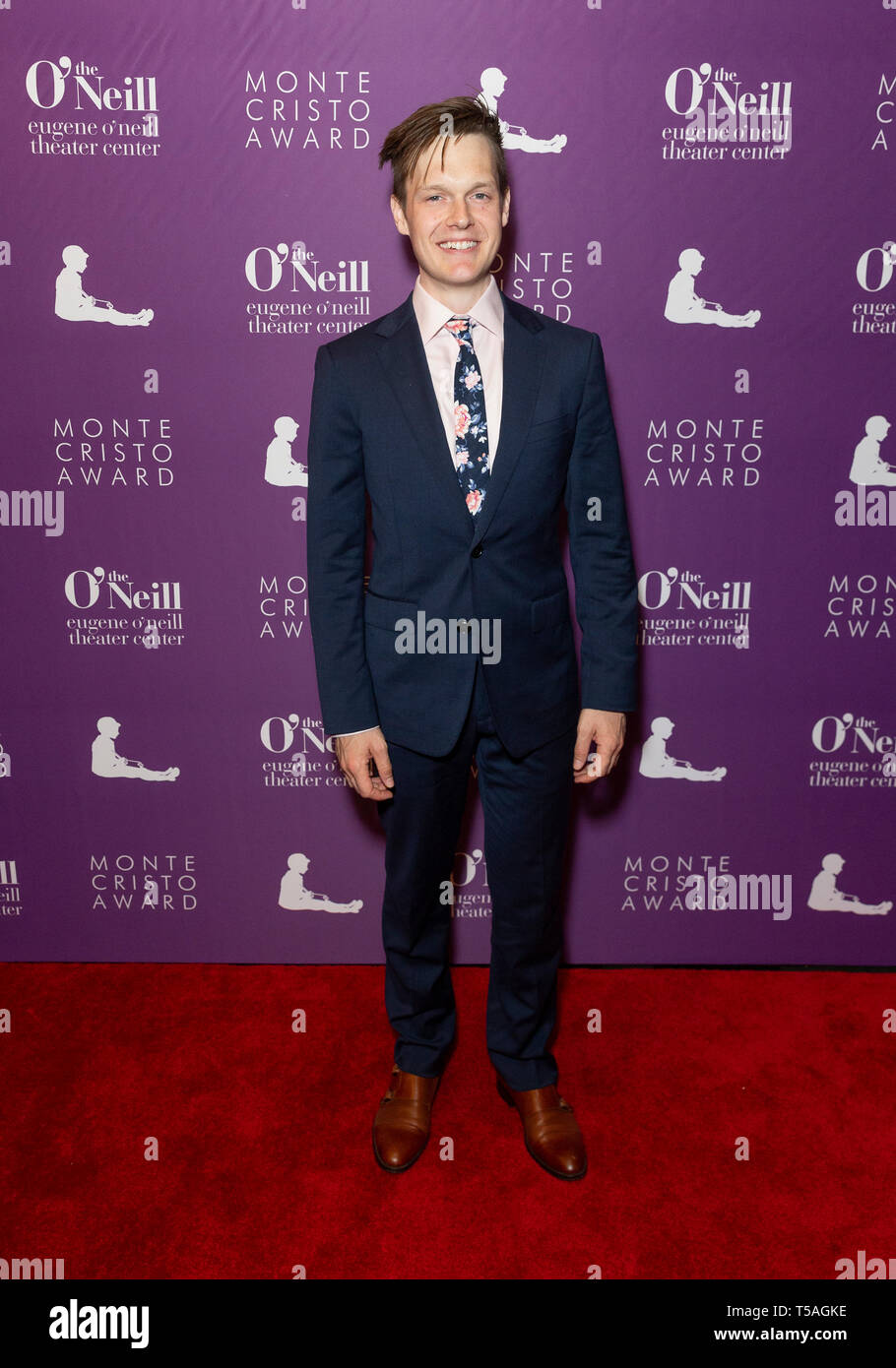 New York, NY - 22. April 2019: Sam Lilja nimmt Eugene O'Neill Theater Center Honors John Logan mit 19. jährlichen Monte Cristo Award bei Edison Ballsaal Stockfoto