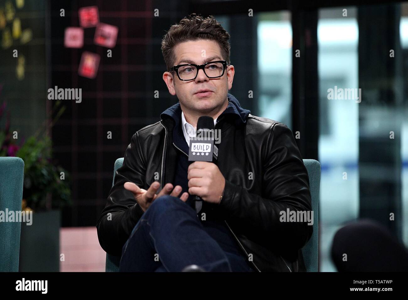 New York, NY, USA. 22 Apr, 2019. Im Inneren für AOL bauen Serie Berühmtheit Candids-MON, AOL bauen Serie, New York, NY 22. April 2019. Quelle: Steve Mack/Everett Collection/Alamy leben Nachrichten Stockfoto