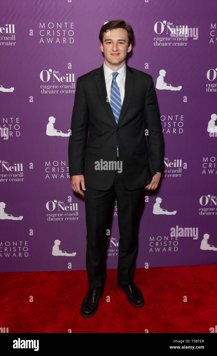 New York, Vereinigte Staaten. 22 Apr, 2019. Kyle McArthur besucht Eugene O'Neill Theater Center Honors John Logan mit 19. jährlichen Monte Cristo Award bei Edison Ballsaal Credit: Lev Radin/Pacific Press/Alamy leben Nachrichten Stockfoto