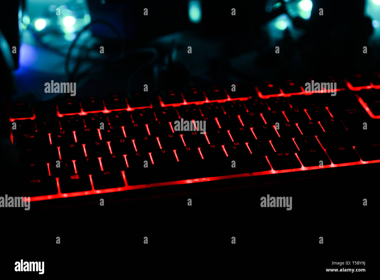 Beleuchtete Tastatur für Gaming-PC Stockfoto