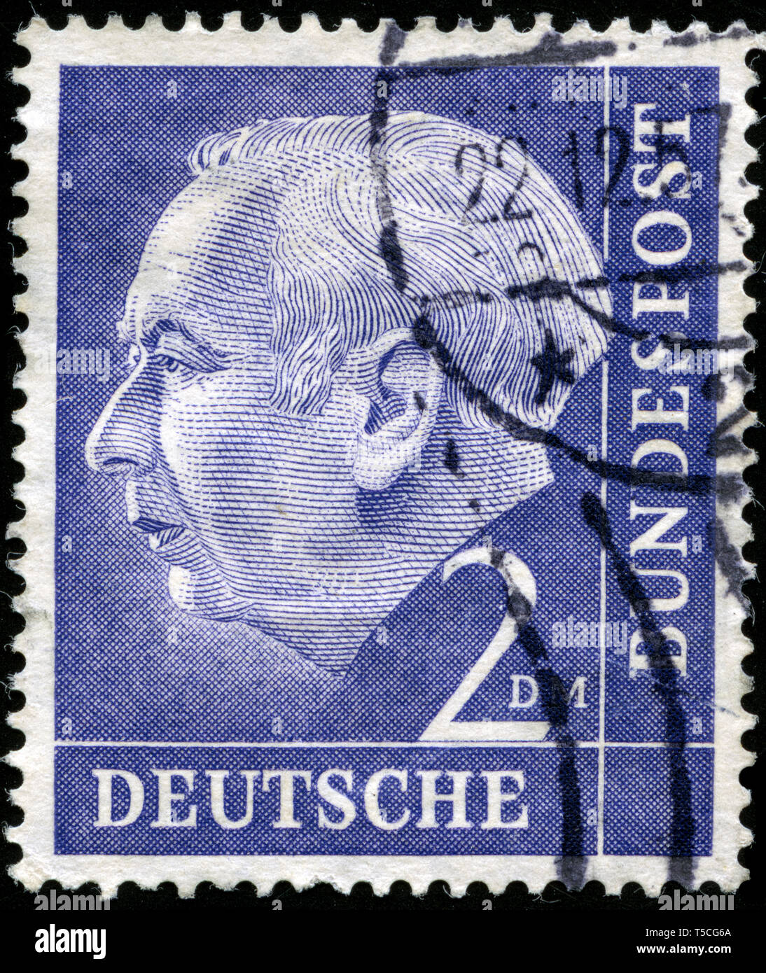 Briefmarke aus der Bundesrepublik Deutschland in der Bundespräsident Theodor Heuss Serie 1954 ausgestellt Stockfoto