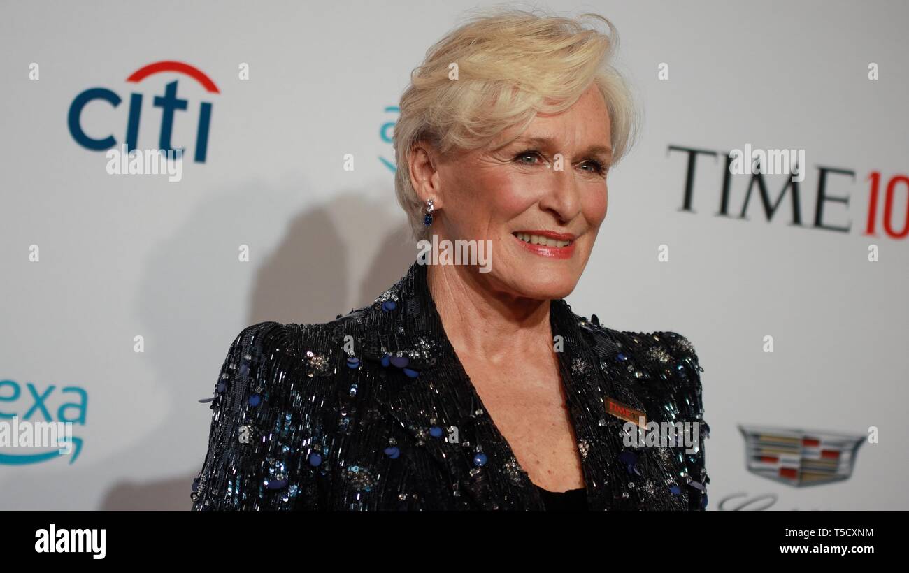 New York, NY, USA. 23 Apr, 2019. Glenn Close in der Ankunftshalle zur Zeit 100 GALA, Frederick S. Rose Hall, der Heimat des Jazz at Lincoln Center, New York, NY 23. April 2019. Credit: Everett Collection Inc/Alamy leben Nachrichten Stockfoto