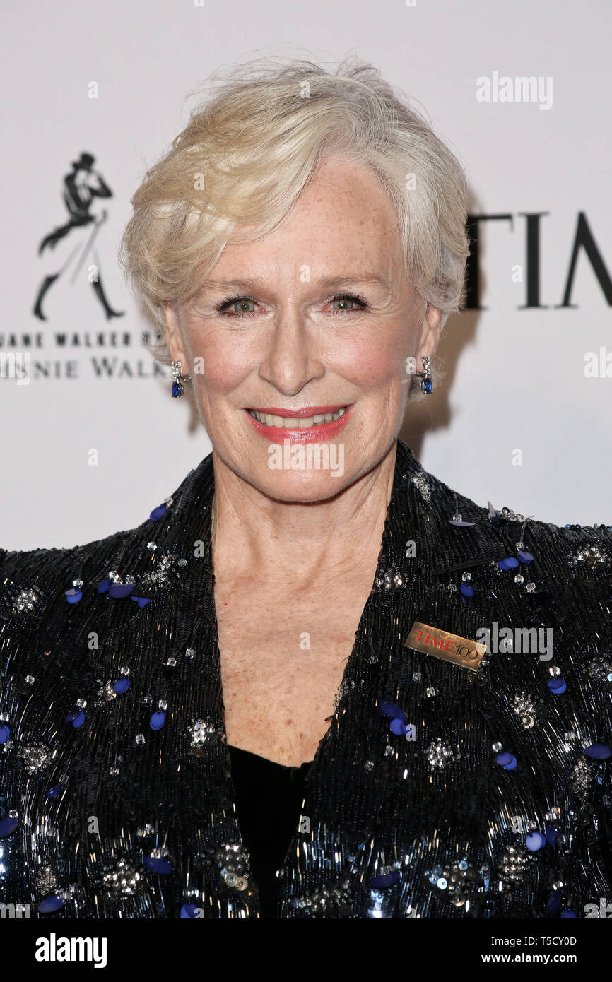 NEW YORK, NEW YORK - 23. April: Glenn Close besucht die Zeit 100 Gala 2019 Lobby Ankünfte am Jazz at Lincoln Center am 23. April 2019 in New York City. Foto: Frau Holz/imageSPACE/MediaPunch Stockfoto