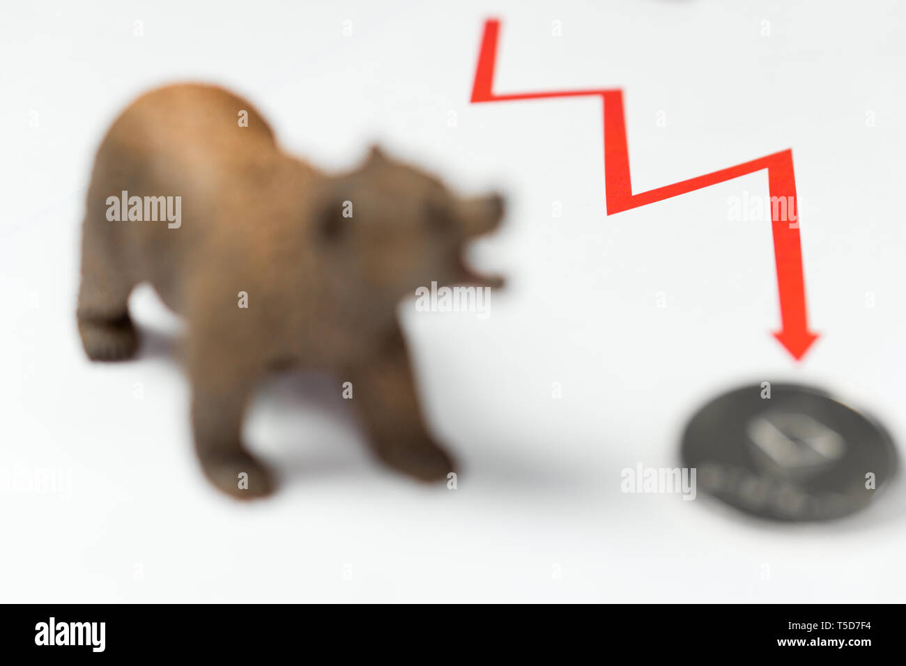 Cryptocurrency Astraleums preis Crash und Tropfen wie ein Bär trend Konzept Stockfoto