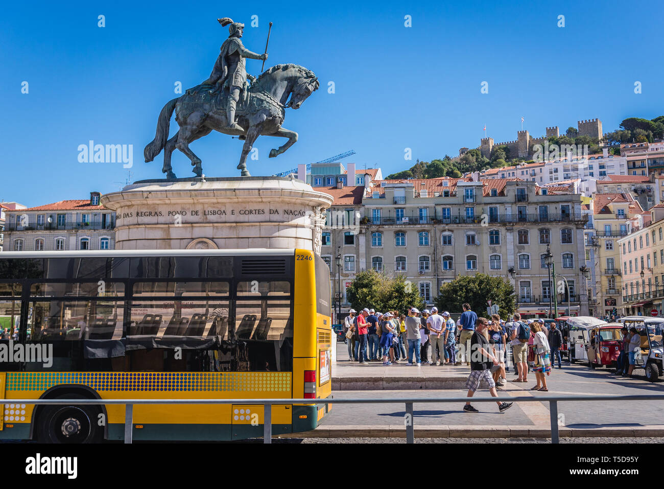 Reiterstandbild von König Johann I. von Portugal auf einem Praca da Figueira - Platz der Feigenbaum in Baixa von Lissabon, Portugal Stockfoto