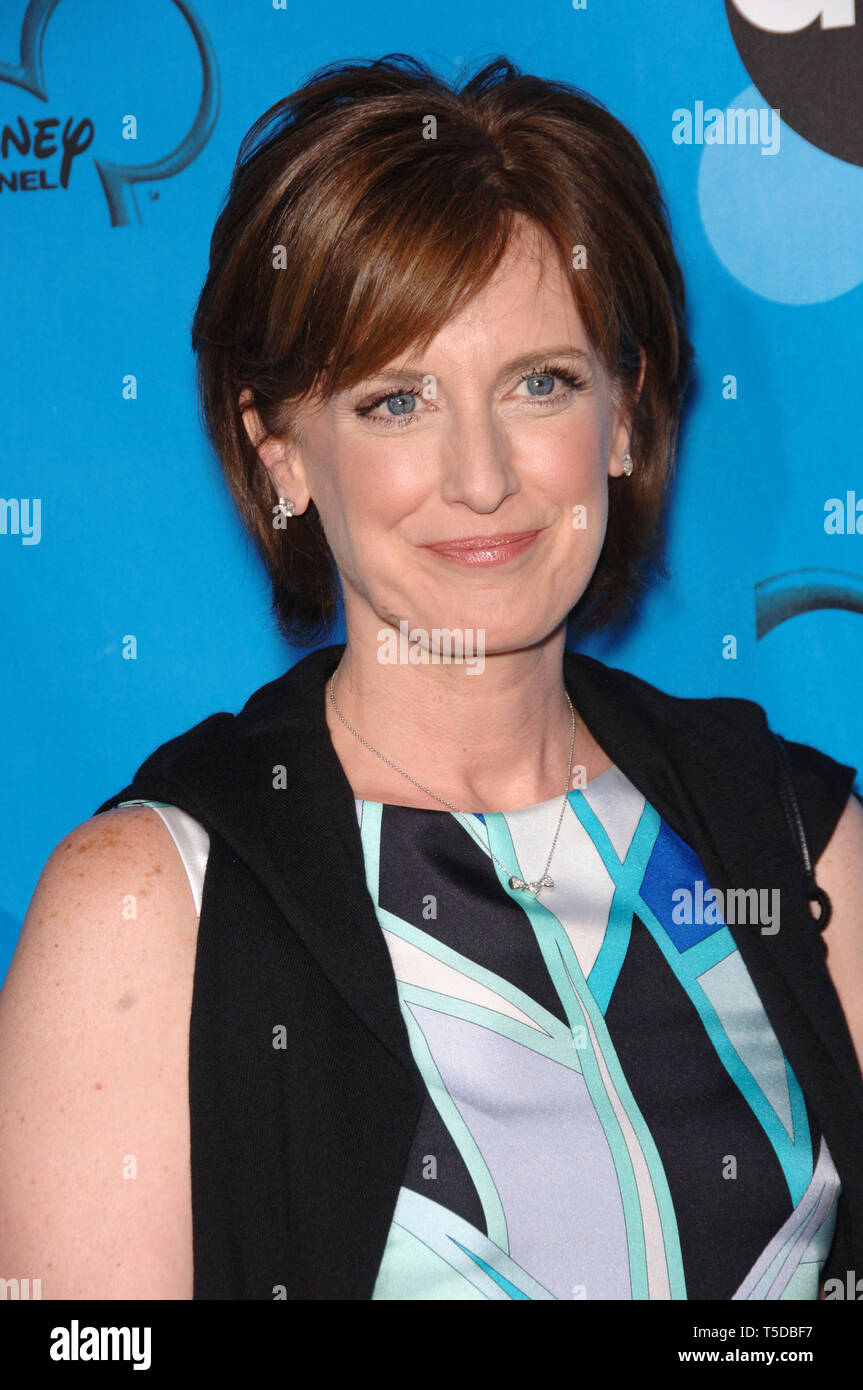LOS ANGELES, Ca. Juli 20, 2006: Disney-ABC TV-Präsidentin ANNE SWEENEY am Disney ABC TV All Star Party im Mush in Pasadena. © 2006 Paul Smith/Featureflash Stockfoto