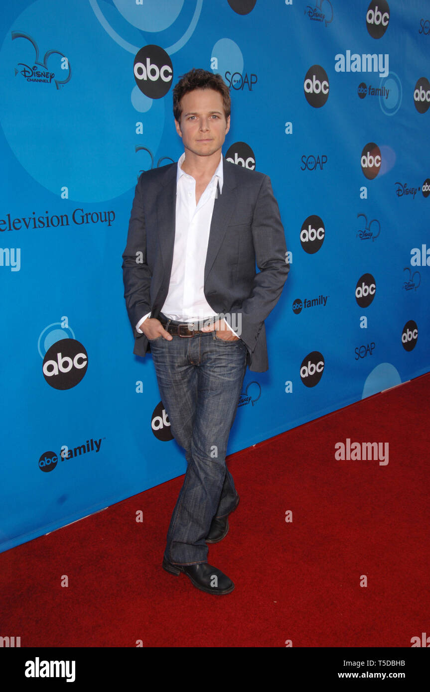 LOS ANGELES, Ca. 20. Juli 2006: Die neun Sterne SCOTT WOLF an der Disney ABC TV All Star Party im Mush in Pasadena. © 2006 Paul Smith/Featureflash Stockfoto