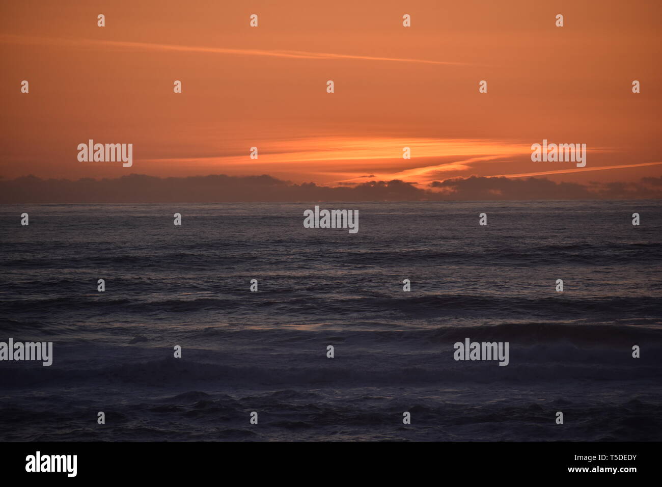 Oregon Coast Sonnenuntergang in der Reihenfolge von gleichen Aussichtspunkt Stockfoto