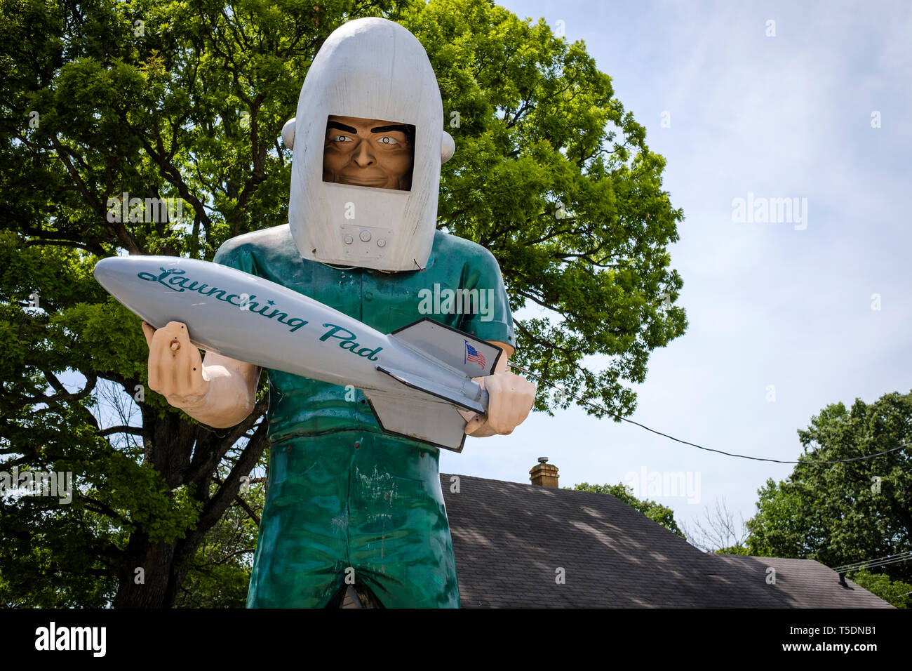 Das Gemini Giant ist außerhalb der Antrieb Startrampe - im Restaurant auf US-Route 66 in Wilmington, County, Illinois, USA Stockfoto