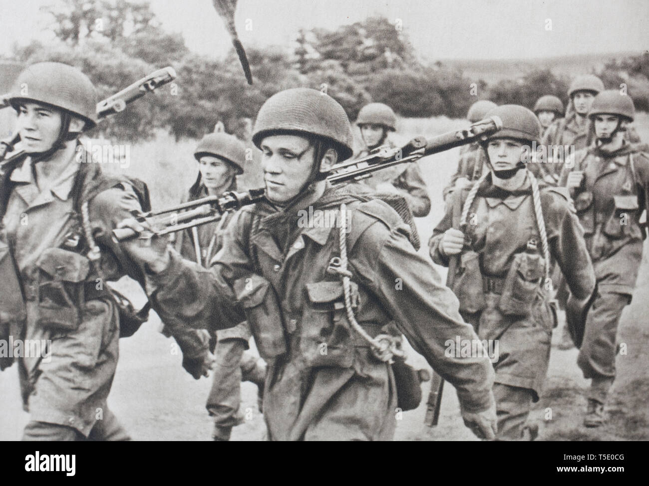 Die norwegische Soldaten sind durch England. Nach der Invasion ihres Landes, sie sofort gebrauchsfertige ein Air Corps der Truppen. Stockfoto