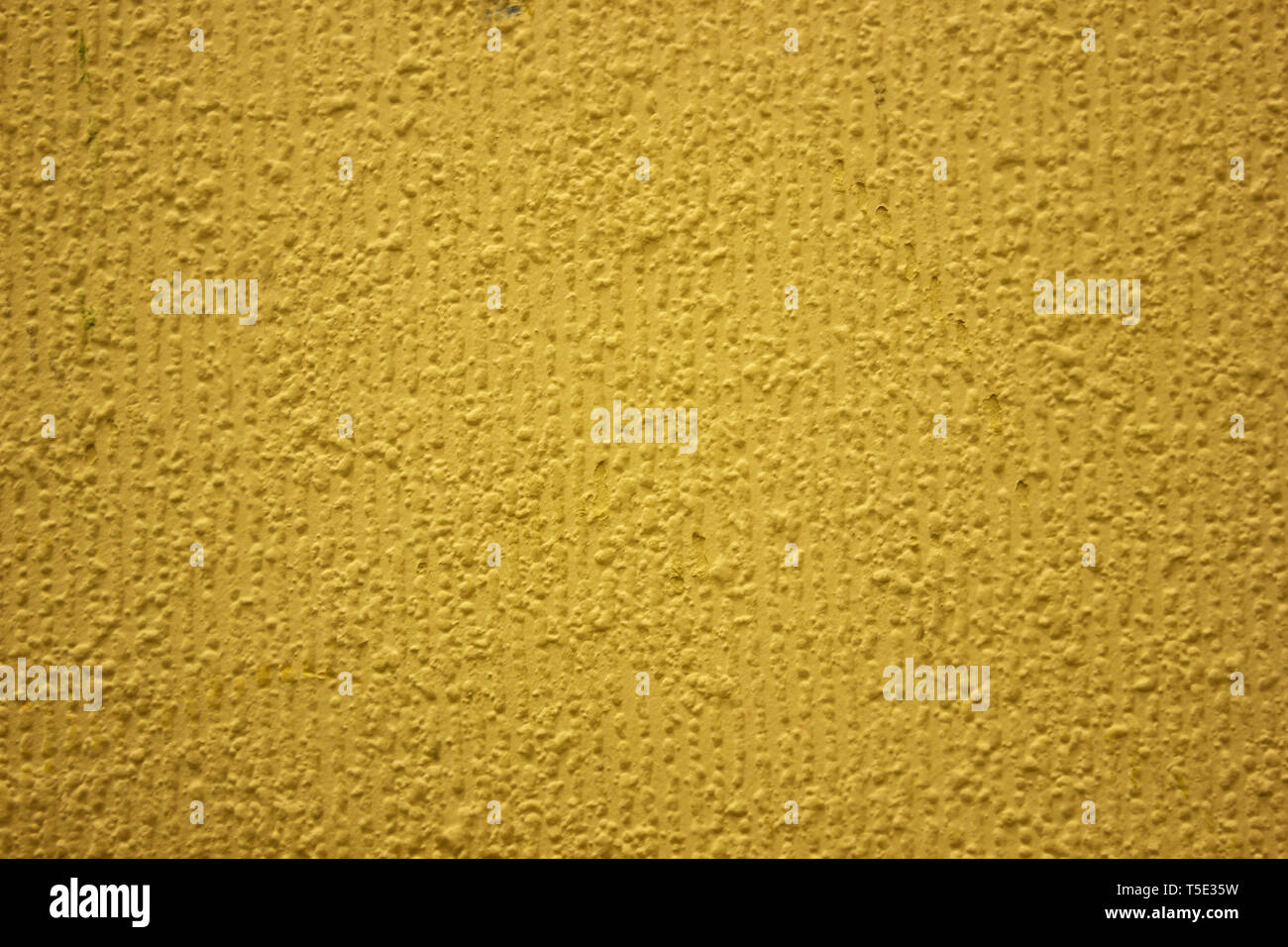 Gelber Hintergrund Textur Fassade Putz Mit Gelber Farbe Direkt Auf Die Unebenheiten Lackiert Stockfotografie Alamy