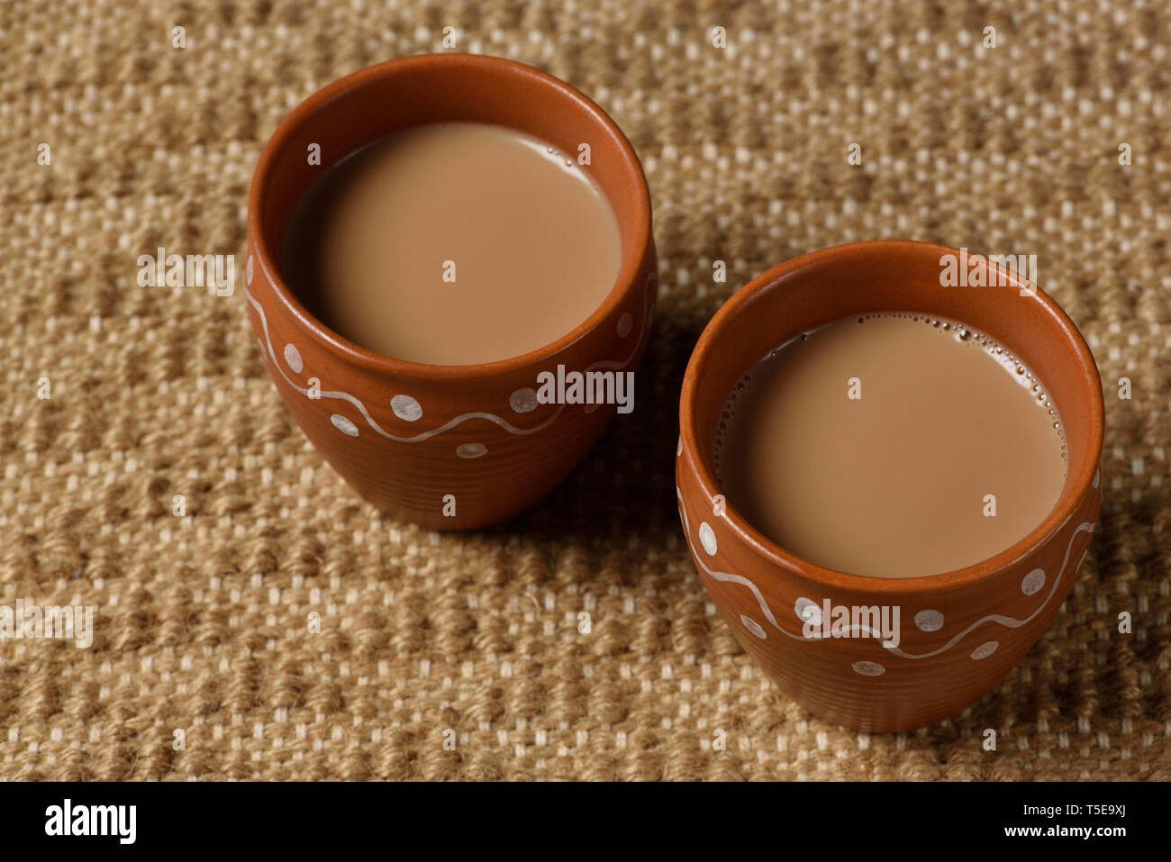 Tasse indischen Tee kulhad Chai, Indien, Asien Stockfoto