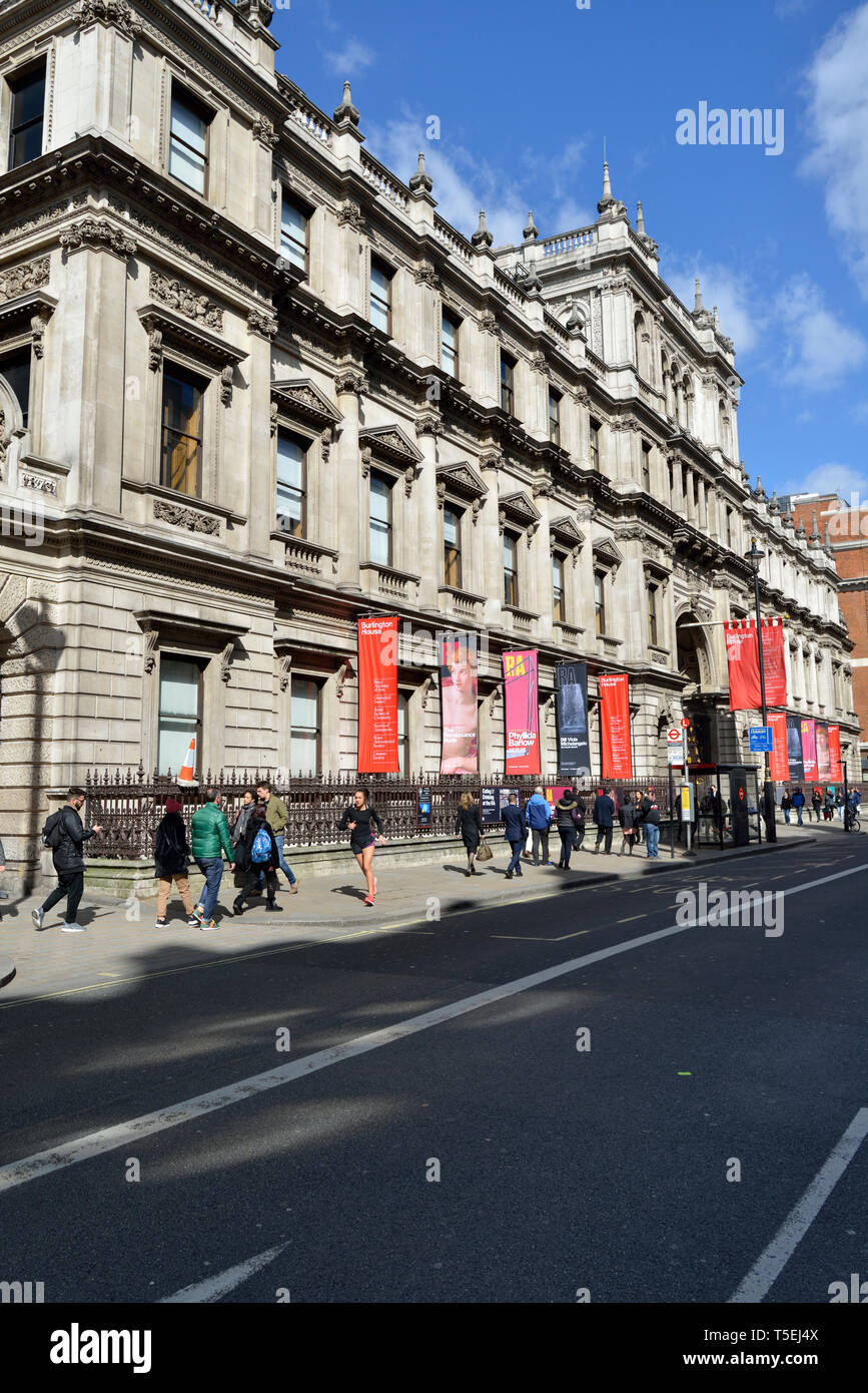 Königlichen Akademie der Künste, Burlington House, Piccadilly, Mayfair, London, Vereinigtes Königreich Stockfoto