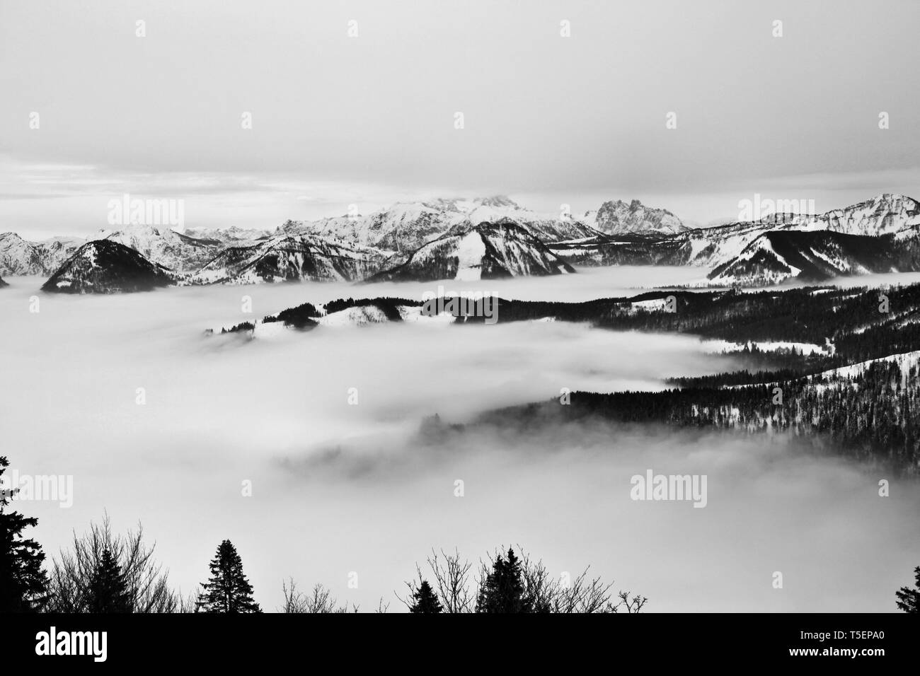 Ein Bild von der Österreichischen Berge im Schnee in der Nähe von Salzburg. Stockfoto