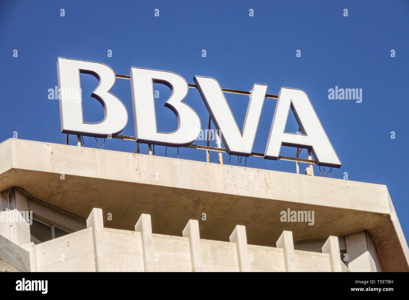 Bbva Bank In Valencia Spanien Stockfotografie Alamy