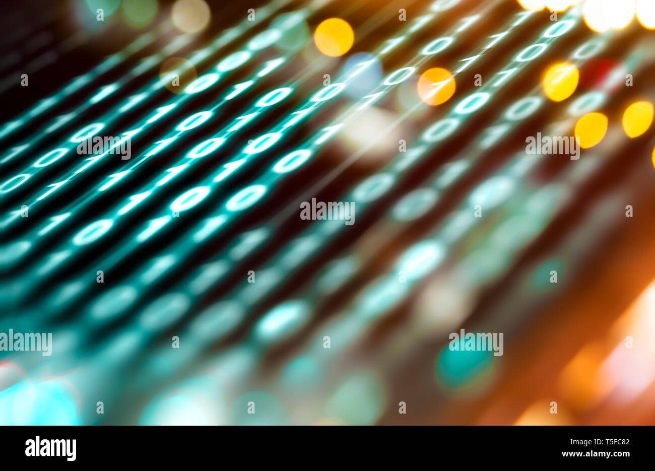 Matrix und binäre Sprache abstrakt Hintergrund. Technologie und Computer Grafik Konzept. Binary code Close up Design. 3D-Rendering Stockfoto