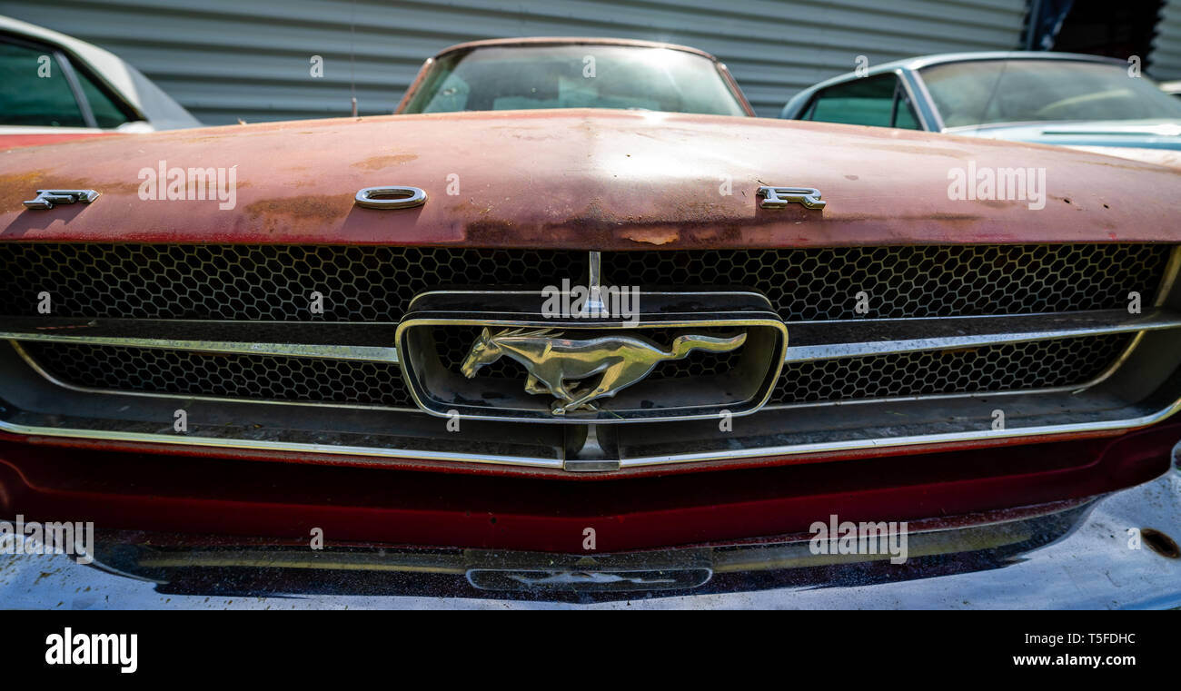 BERLIN - Mai 05, 2018: Detail der Sportwagen Ford Mustang (erste Generation), close-up. Stockfoto