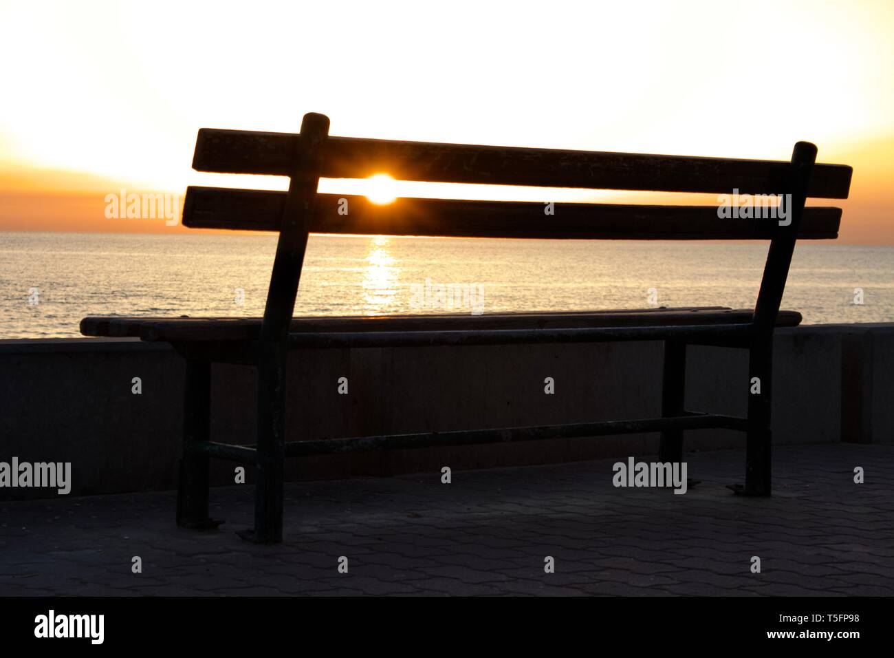 Kuwait sonnenaufgang Blick vom Strand Stockfoto