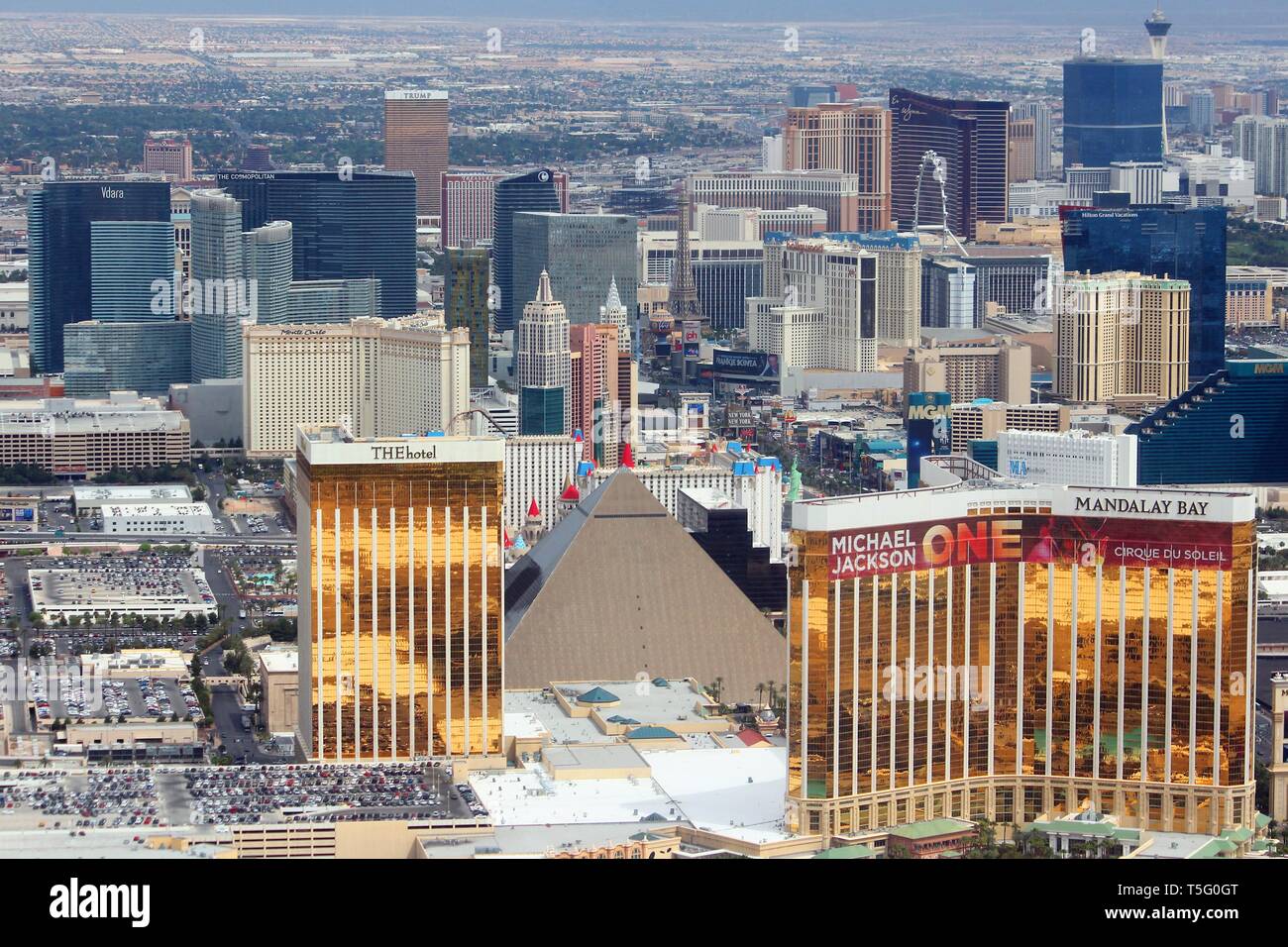 LAS VEGAS, USA - 15. APRIL 2014: Luftaufnahme des Strips Kasinos in Las Vegas. Unter den 25 größten Hotels der Welt, 15 sind auf Las Vegas Stri entfernt Stockfoto