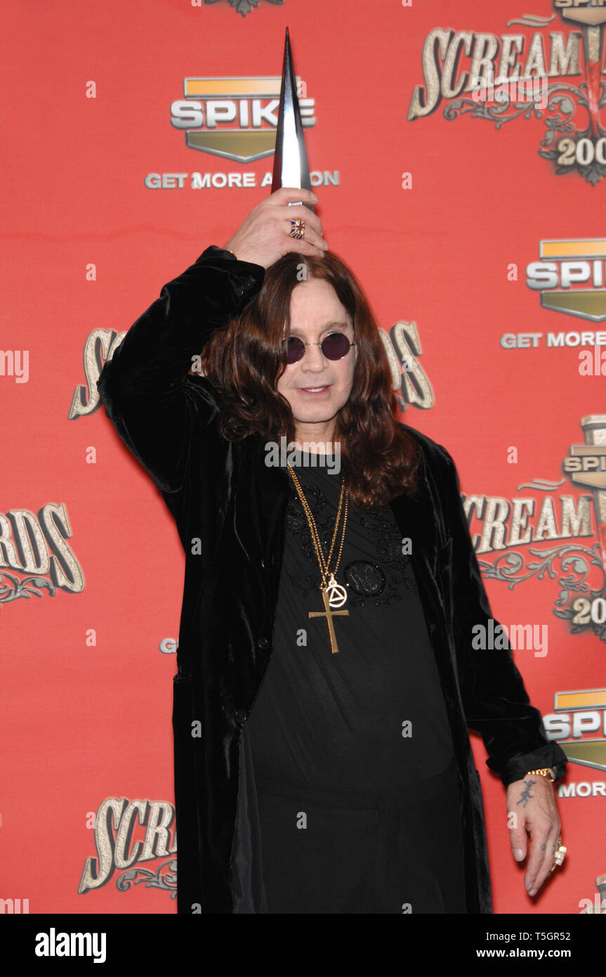 LOS ANGELES, Ca. Oktober 07, 2006: OZZY OZBOURNE - mit Scream Rock unsterblichen Award verliehen - an der Spike TV Scream Awards 2006 im Pantages Theater, Hollywood. Bild: Paul Smith/Featureflash Stockfoto