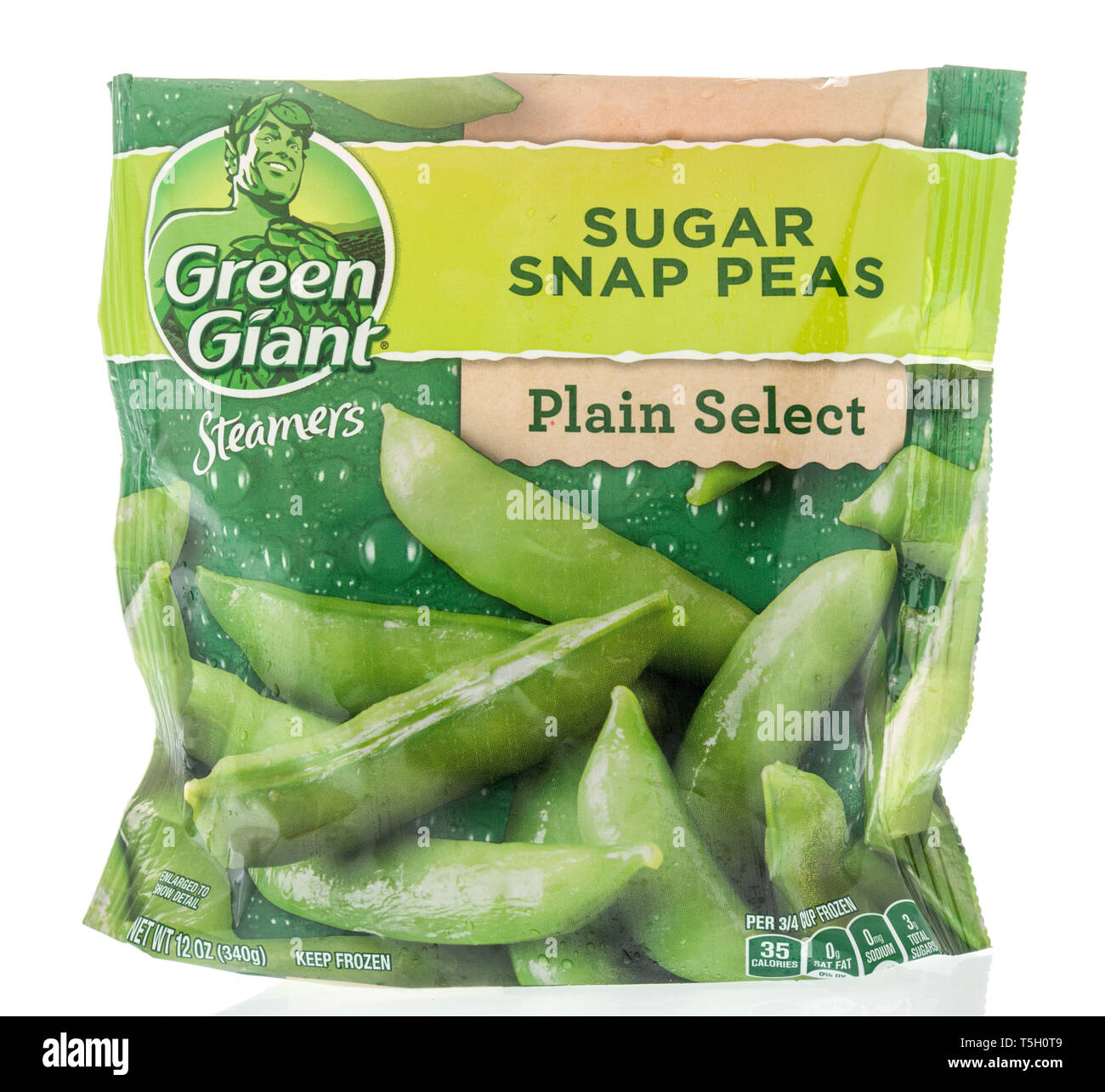 Winneconne, WI - 22. April 2019: ein Paket von grüner Riese Zuckerschoten plain wählen Sie Dampfer gefrorenes Gemüse auf einem isolierten Hintergrund Stockfoto