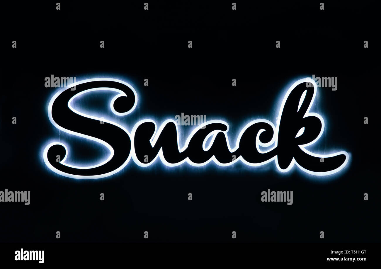 Wort Snack, Leuchtreklame Stockfoto