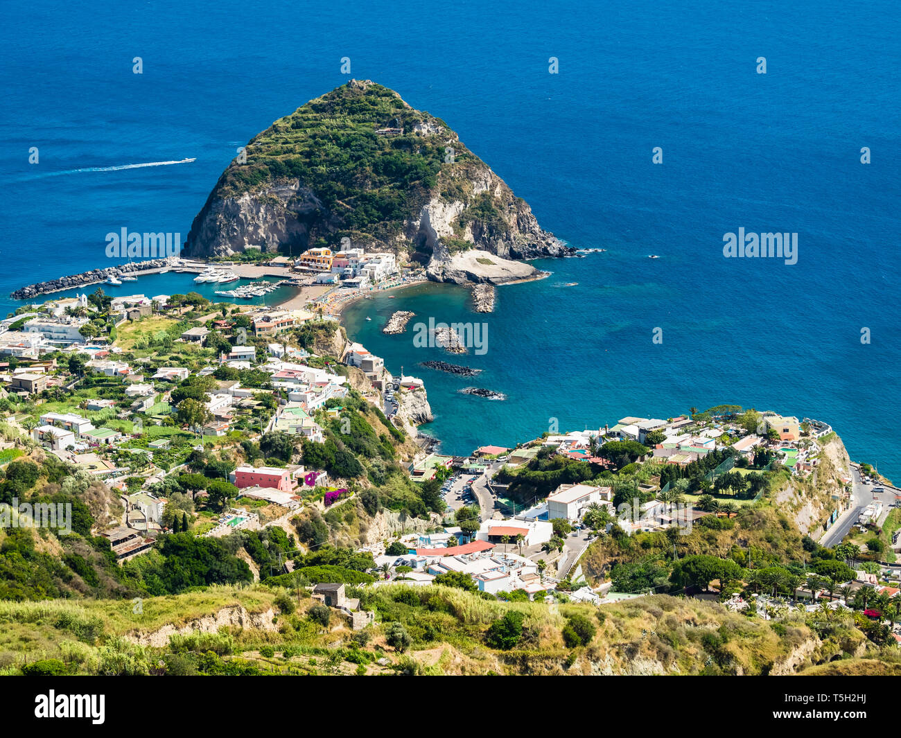 Italien, Kampanien, Ischia, Forio, Blick auf Sant'Angelo Stockfoto