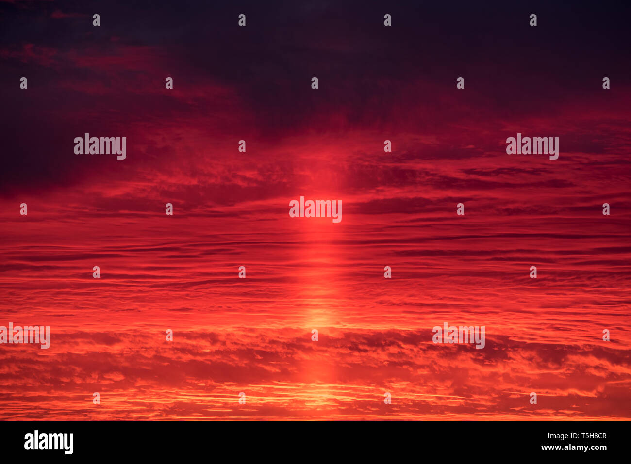 Sonnenuntergang mit Sun Säule, Baja California Sur, Mexiko. Stockfoto