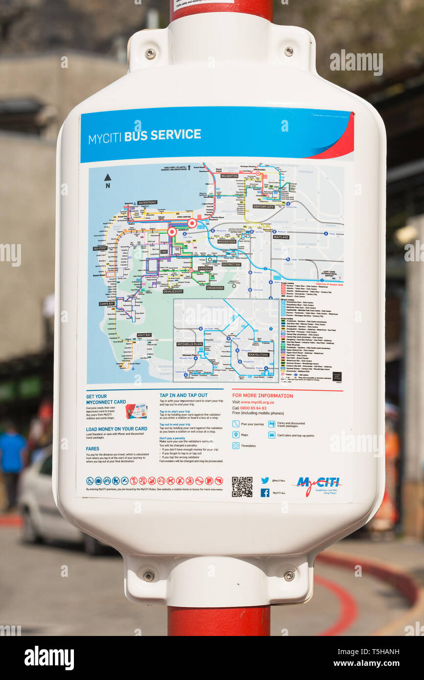 MyCiTI bus service Karte, den Zeitplan und die Route planen an der Bushaltestelle auf der unteren Seilbahnstation Tafelberg in Kapstadt, Südafrika für Touristen Stockfoto