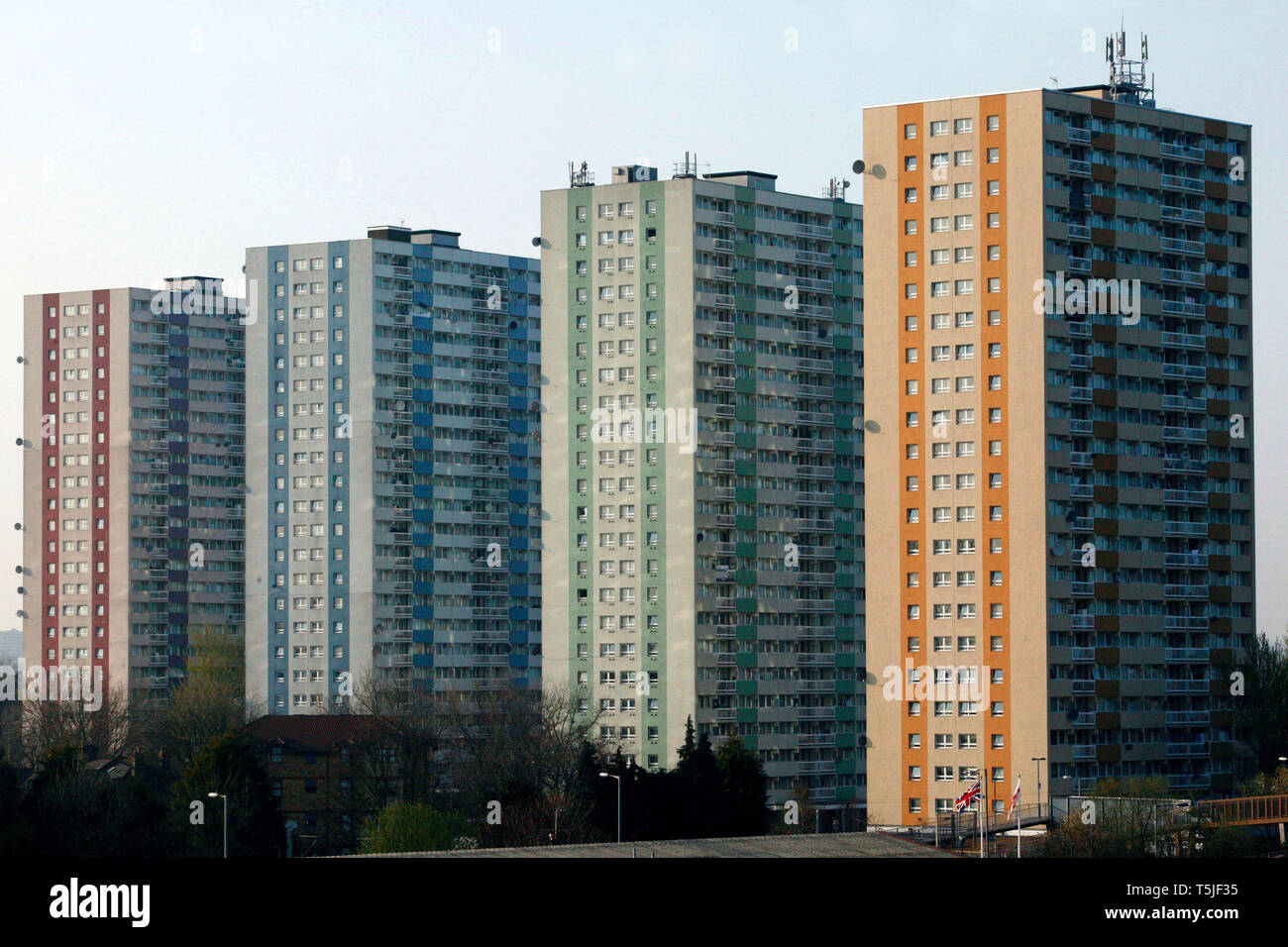 Hochhaus Hochhäuser bei Sonnenuntergang. Tottenham. 02.04.2009. Stockfoto