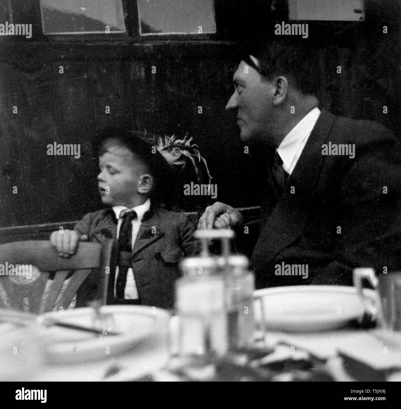 Eva Braun Collection (Album 3) - Adolf Hitler aus einheitlichen, entweder in den späten 1930er oder frühen 1940er Jahren Stockfoto