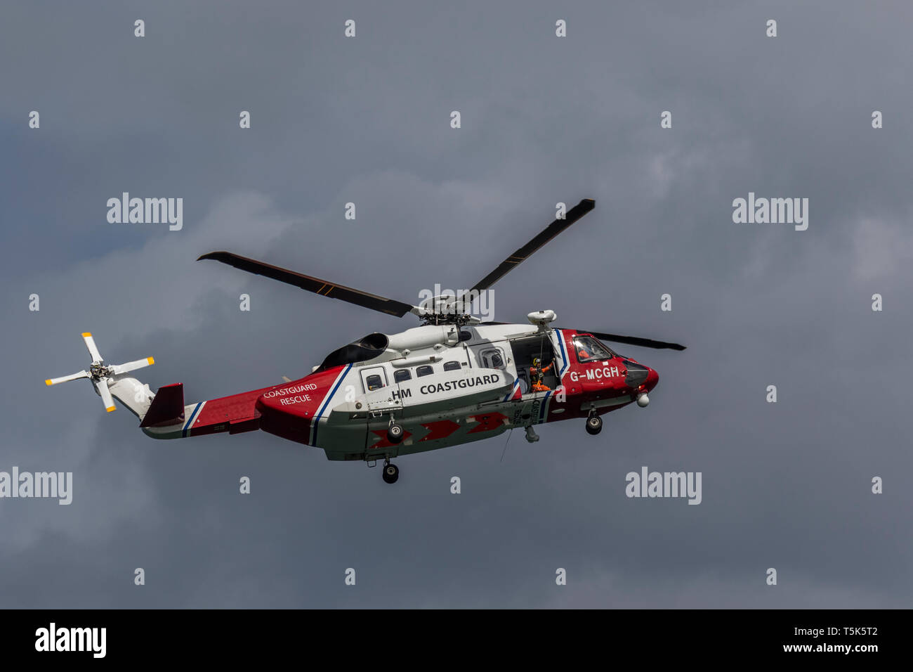 Küstenwache Hubschrauber Stockfoto