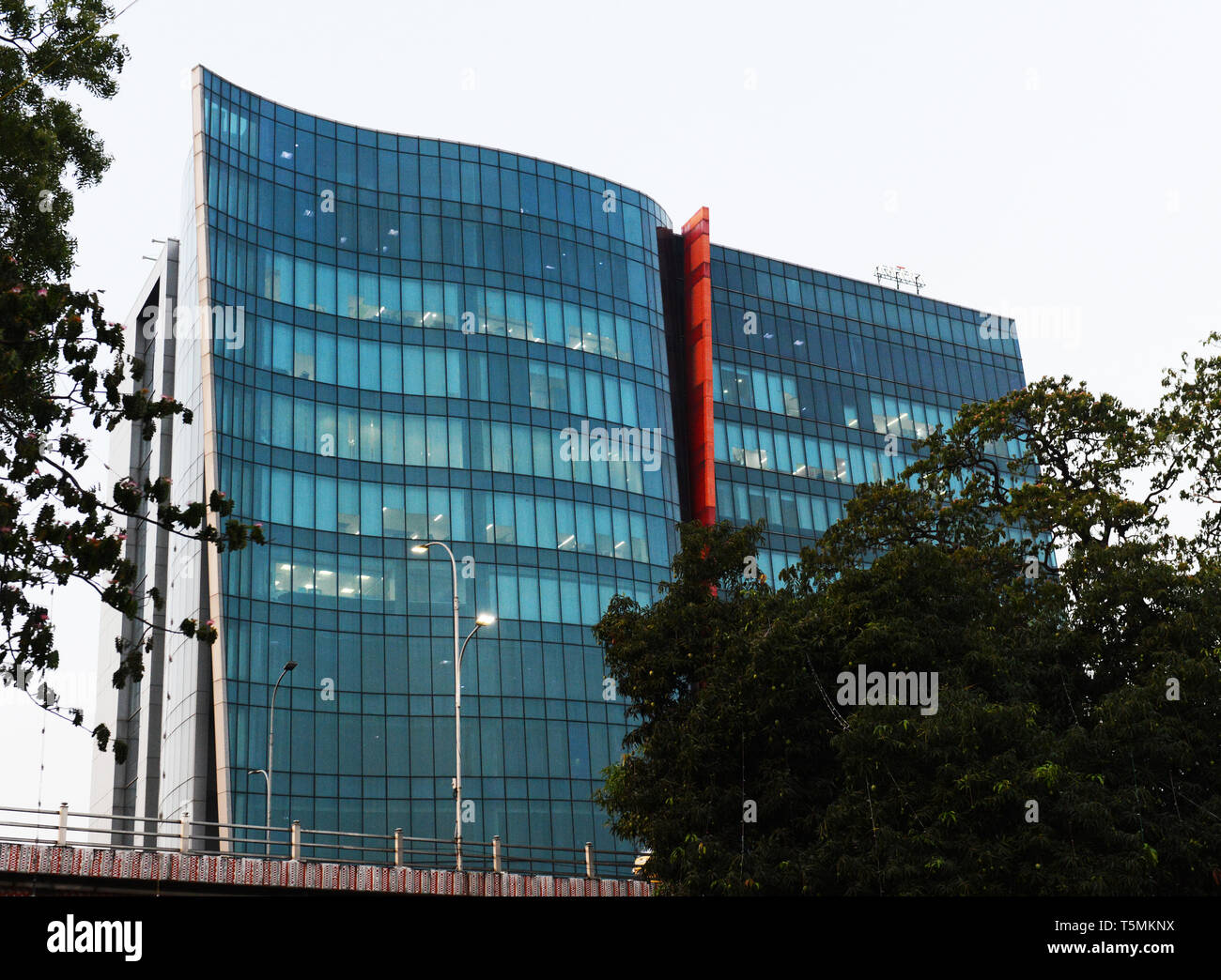 Moderne Gebäude sind die Modernisierung der Chennai Skyline. Stockfoto