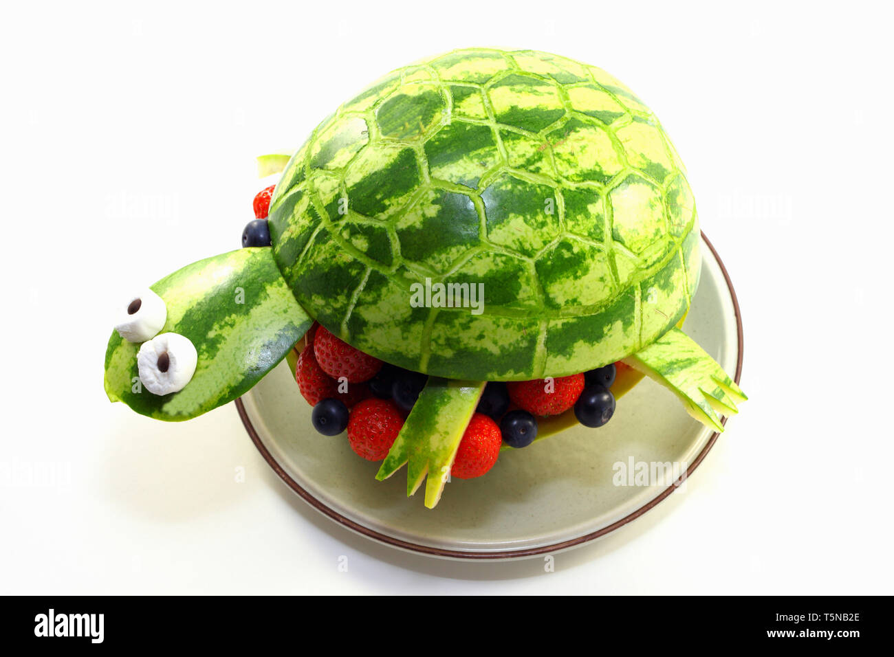 Wassermelone Schildkröte - Schildkröte aus einer Wassermelone geschnitzt Stockfoto