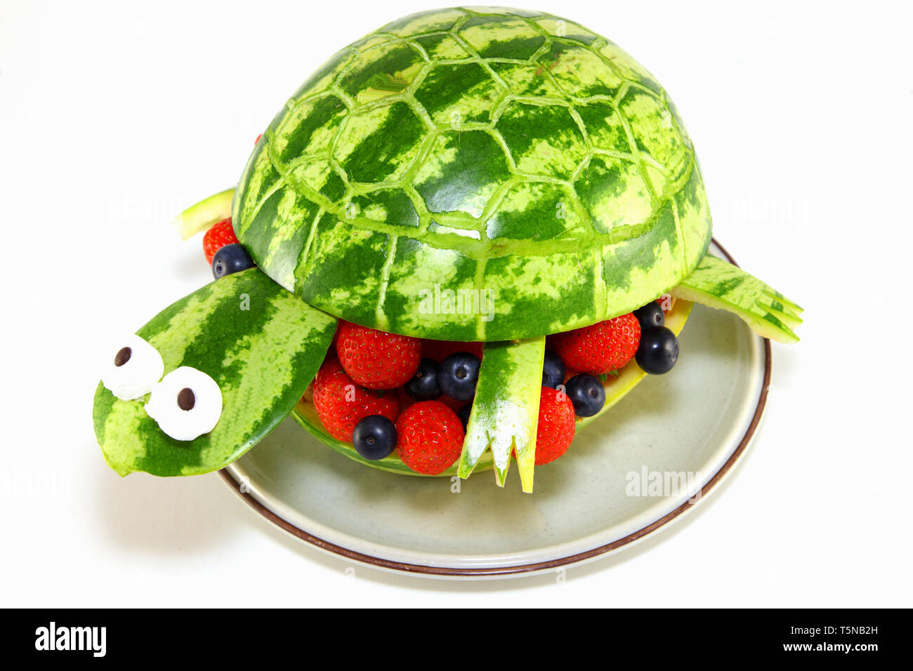 Wassermelone Schildkröte - Schildkröte aus einer Wassermelone geschnitzt Stockfoto